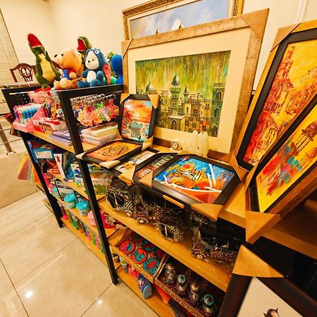 Hayyat Luxury Hotel Suites Lahore Eksteriør billede