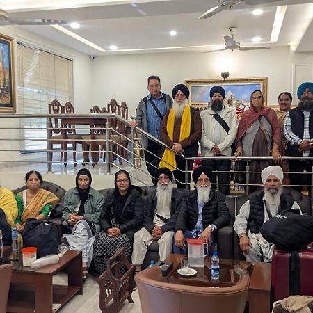 Hayyat Luxury Hotel Suites Lahore Eksteriør billede