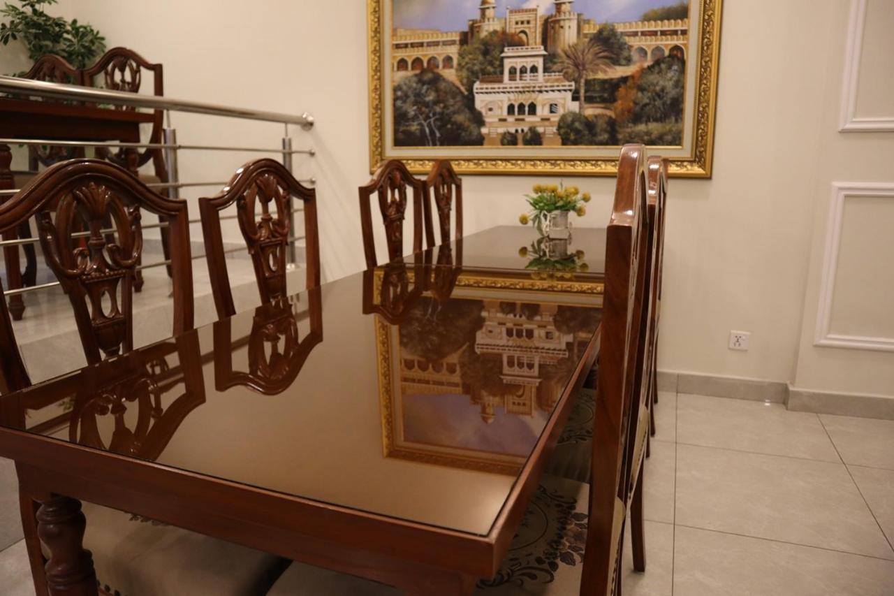 Hayyat Luxury Hotel Suites Lahore Eksteriør billede