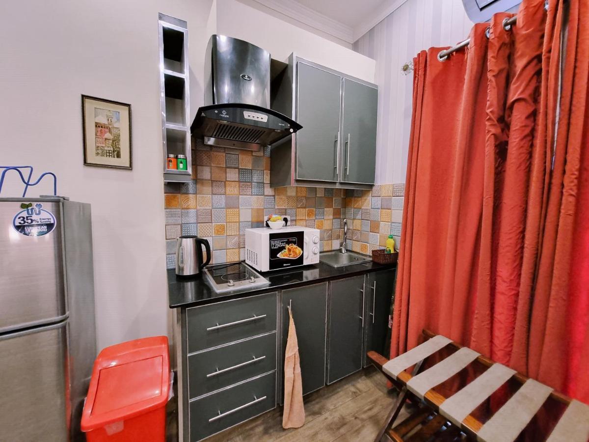 Hayyat Luxury Hotel Suites Lahore Eksteriør billede