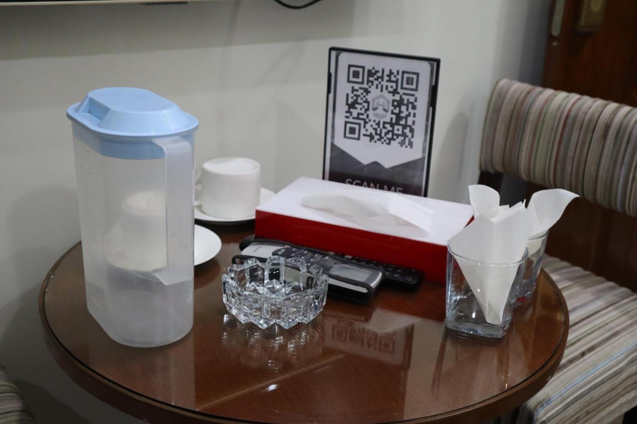 Hayyat Luxury Hotel Suites Lahore Eksteriør billede