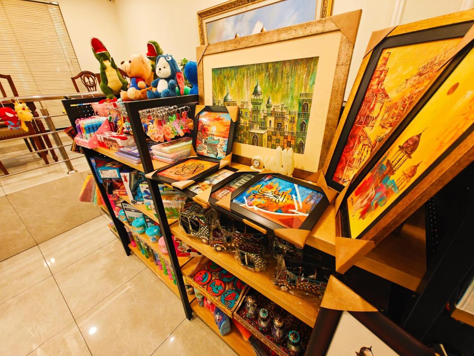 Hayyat Luxury Hotel Suites Lahore Eksteriør billede